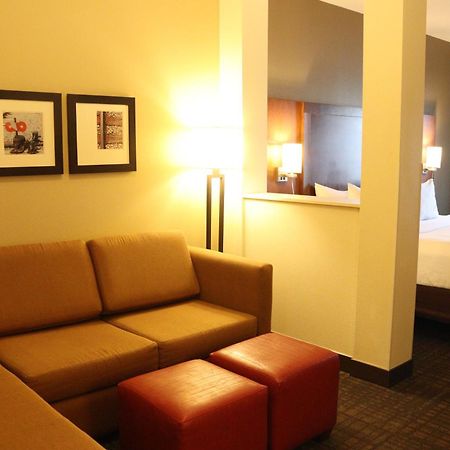 Comfort Suites Loveland Exterior photo